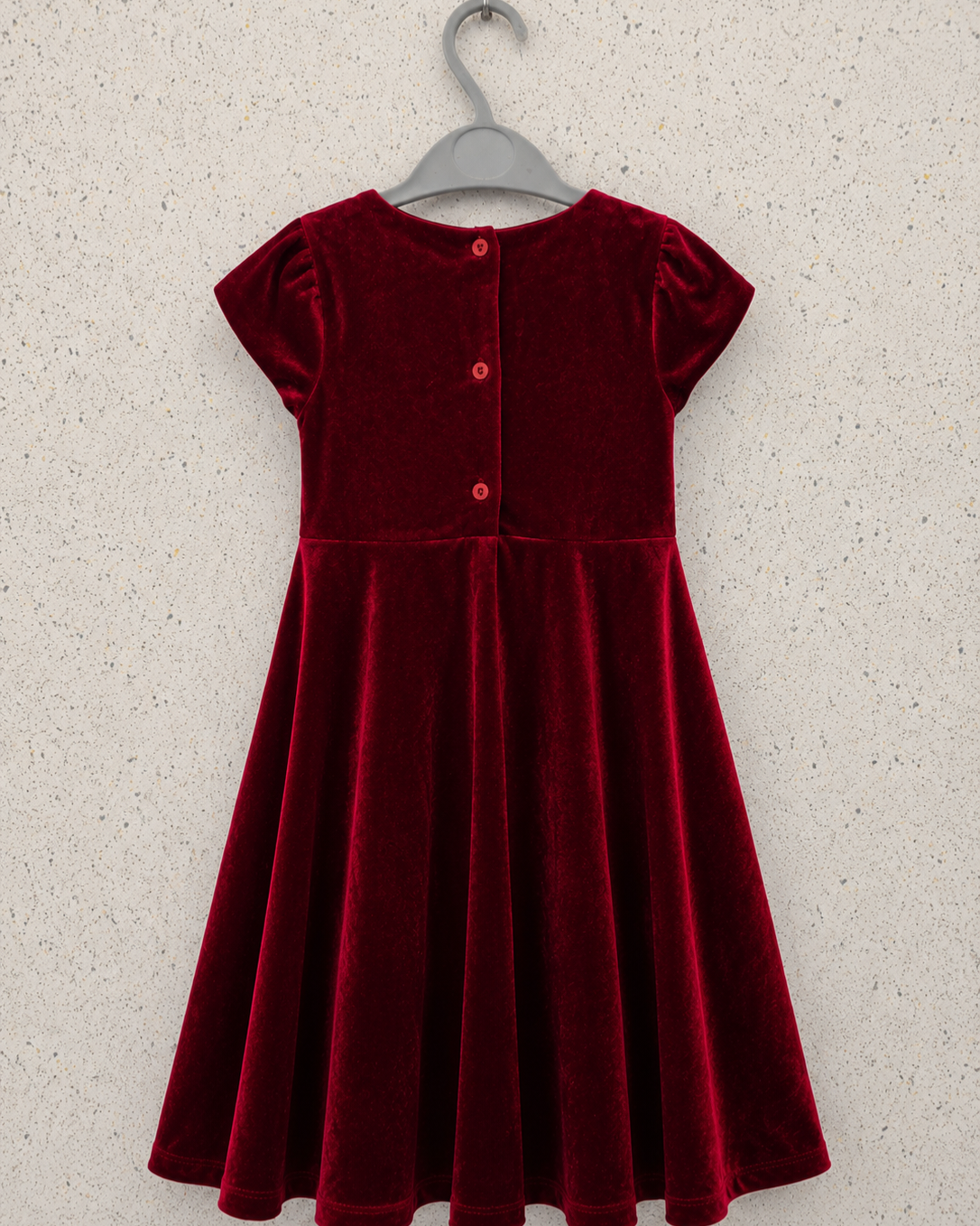 Robe Rosabelle en velours rubis à manches bouffantes